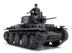 画像1: タミヤ (83) 1/48 (1939年) 1/48 ドイツ軽戦車 38（t） E/F型  