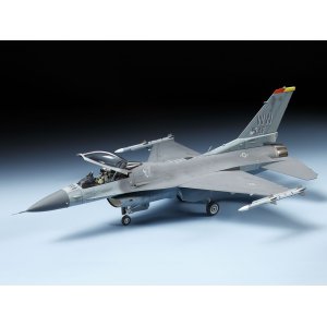 画像: タミヤ（60786）1/72 ロッキード マーチン F-16CJ [ブロック50] ファイティング ファルコン  