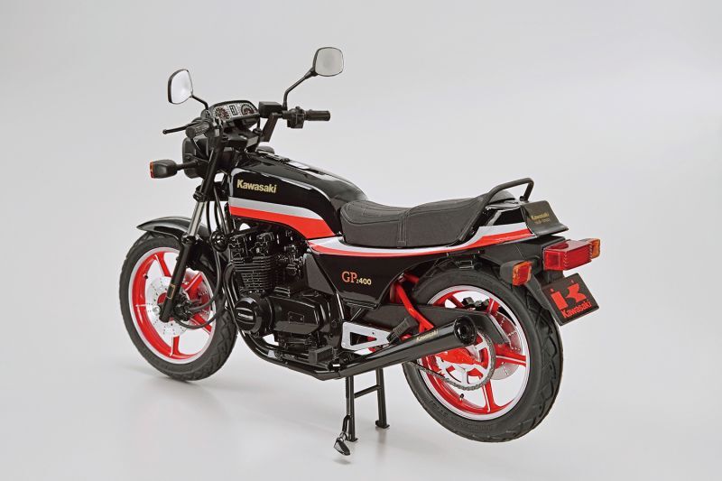 画像: アオシマ (57) 1/12（1982年)  カワサキ KZ400M Z400GP '82 カスタムパーツ付き   