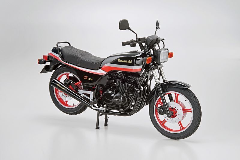 画像: アオシマ (57) 1/12（1982年)  カワサキ KZ400M Z400GP '82 カスタムパーツ付き   