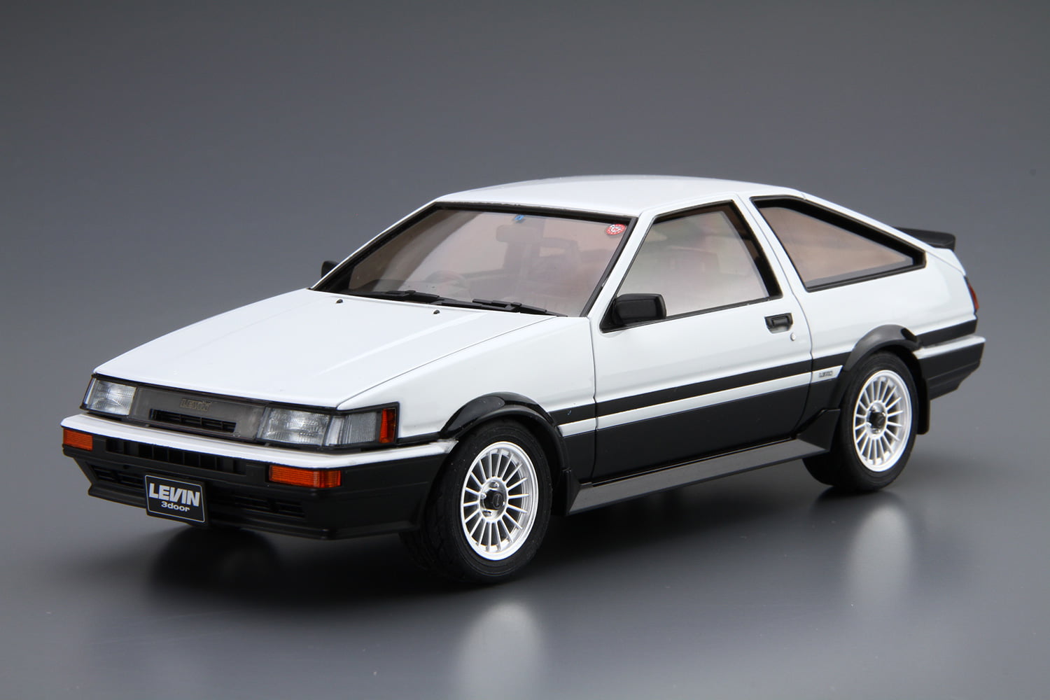 画像: アオシマ (17) 1/24 トヨタ AE86 カローラレビンGT-APEX '85  