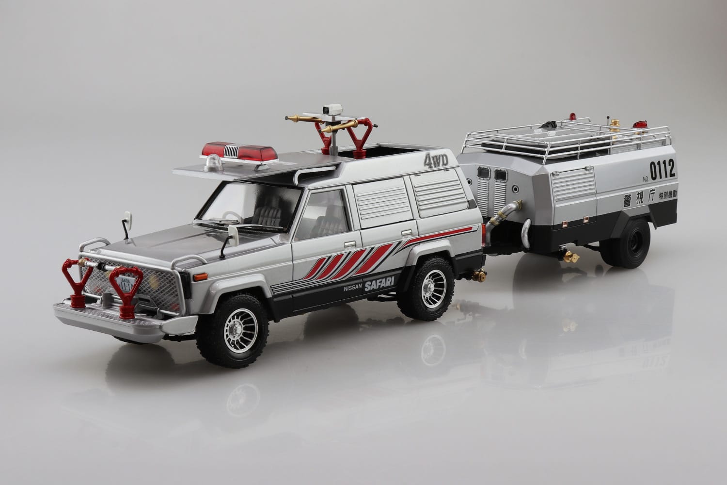 画像: アオシマ (7) 1/24 西部警察 No.7 サファリ4WD＆タンク車  